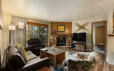 309 Snowdance Manor