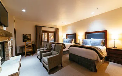 Deluxe Two Queen Room with Fireplace