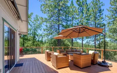 Yosemite Gateway Cabin | Valley Views, Sleeps 10