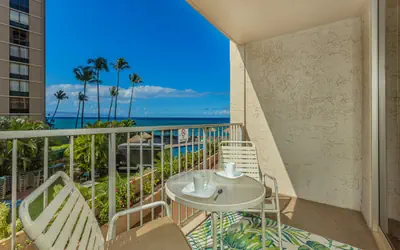 Royal Kahana 217
