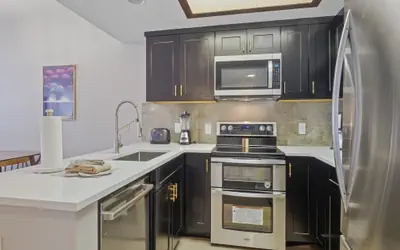 Greens 1 Bedroom Condo #215