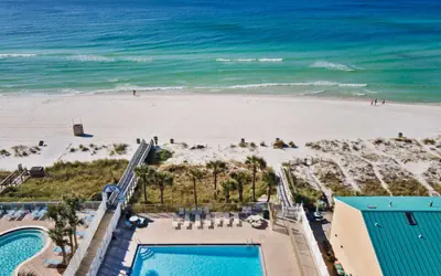 Gone Coastal |Pools|Mini Golf| Sleeps 5