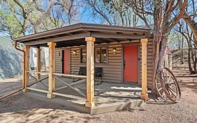 Timber Lodge 13 & 14