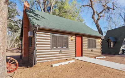 Timber Lodge #17