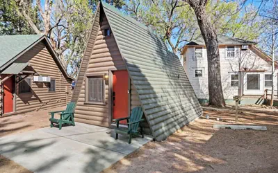 Timber Lodge #15