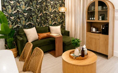 Cozy 2BR Home, 5min to Airport & Beach