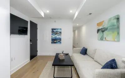 Capitol Hill Gem | 3-Min Walk to Metro
