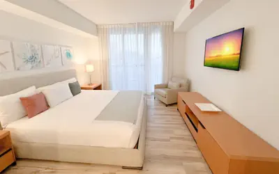 08A Amazing One Bedroom Apartment Nice Location