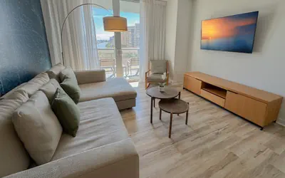 Amazing 2 Bedroom Apartment Nice View