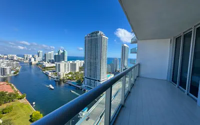 46 Exceptional 2bdr PH Incredible View 31st floor