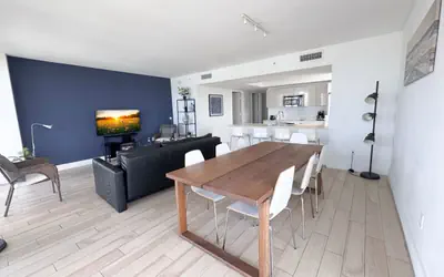 Exclusive 3 bedrooms apartment w/Amazing View