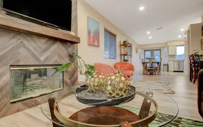 Beautiful, Cozy Home, Game Room, Pool/Spa