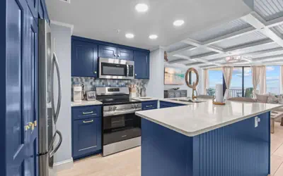Completely Renovated Penthouse Condo!  Free Beach Chair Service