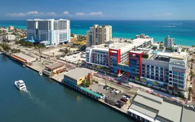 Costa Hollywood S207 · Beautiful Costa Hollywood Studio 2 min walk beach