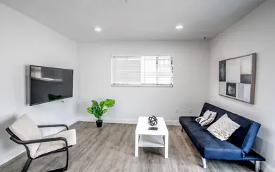 Modern & Spacious 2BR Near Brickell