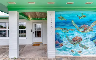 Pet-Friendly Daytona Beach Home Near the Beach