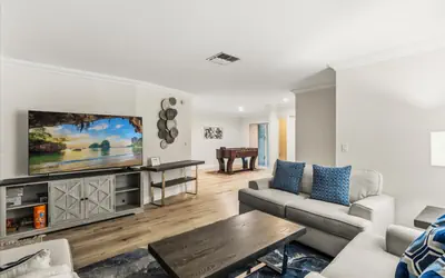 Private Pool Villa | 4BR | 5min to Gulf Beaches