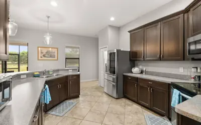 3BR Lake Wales | Game Room | BBQ | 45 Min to Disney | Sleeps 6