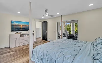 Ft Lauderdale Beach Private Master Zeus Room!