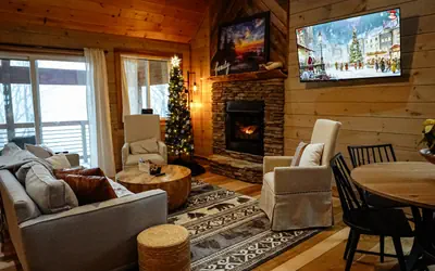Forest-View Log Lodge w/ Hot Tub, Game Room & 2 Decks