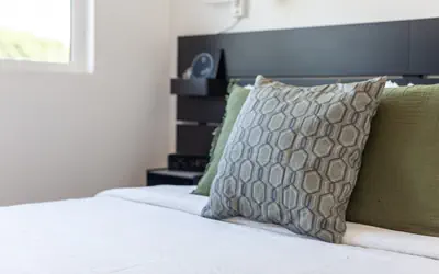 Scandinavian-Style 1BR Apartment BUILT 2024 (p83)