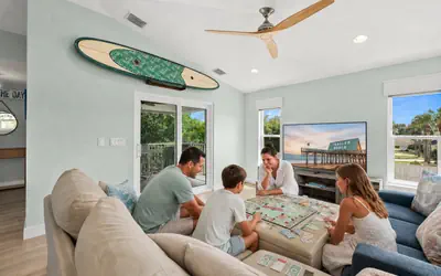 Beach Walk Home | 3BR w 2 Suites | Quiet Yard