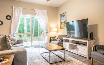 The Pine Villa at Ducks Landing