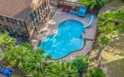 Fayetteville Getaway | Pool • Pizza Oven • Fire Pit