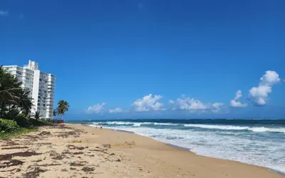 2BR Suite | Steps to Beach | Ocean Views | Condado