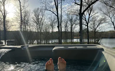 Blue Moon Lake House at Diamondhead Resort