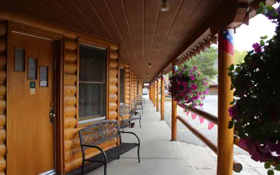 Lone Eagle Lodge