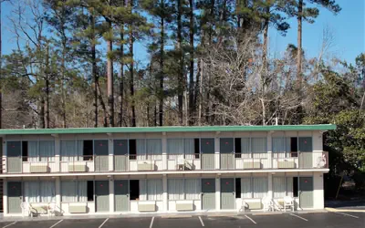Econo Lodge Conway Central