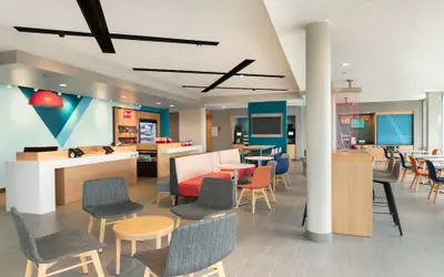 avid hotel Perry-National Fairground Area by IHG