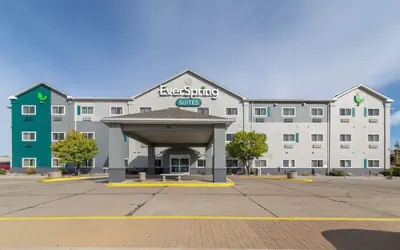EverSpring Suites