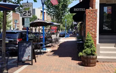 Mainstay Inn