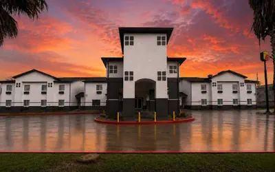 Super 8 by Wyndham Brenham TX