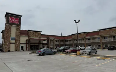 REGENCY INN AND SUITES