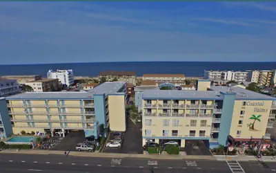 Coastal Palms Inn & Suites