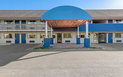 Days Inn by Wyndham Independence
