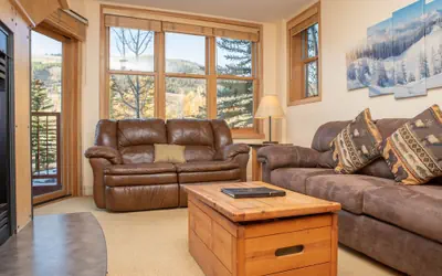 8176 Silver Mill 2 Bedroom Condo by RedAwning