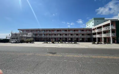 Coliseum Ocean Resort