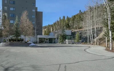 2534 Saints Johns 2 Bedroom Condo by RedAwning
