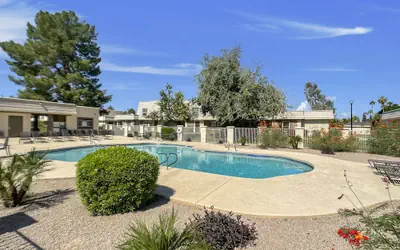 Southwest Splendor 2BR Tempe Townhome