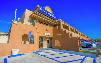 Day&Night Inn