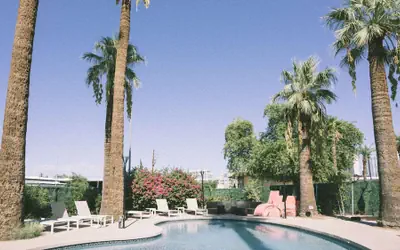 Egyptian Motor Hotel, Bw Signature Collection