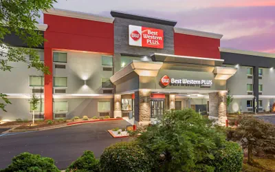Best Western Plus Cleveland Inn & Suites