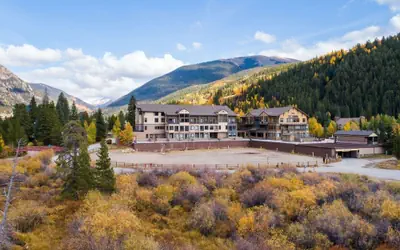 2754 Slopeside Condo by RedAwning