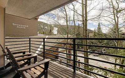 309 Snowdance Manor 2 Bedroom Condo by RedAwning
