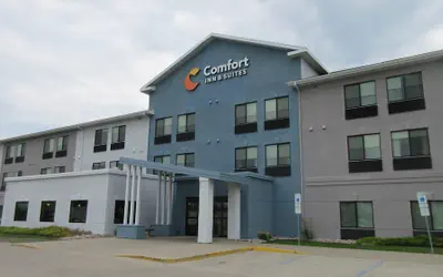 Comfort Inn & Suites Grand Forks near Alerus Center