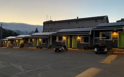 Coyote Mountain Lodge
